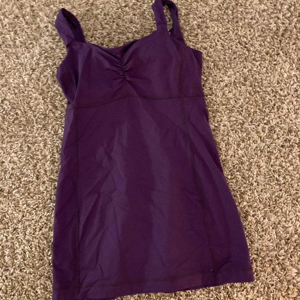 Lululemon tank top shirt size 6 medium
